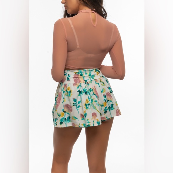 Mini skirt - Picture 3 of 4